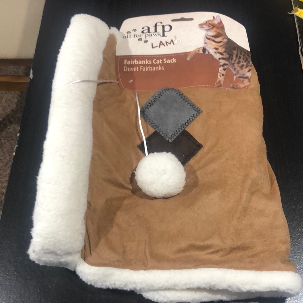 NWT All For Paws brown Fairbanks Cat Sack